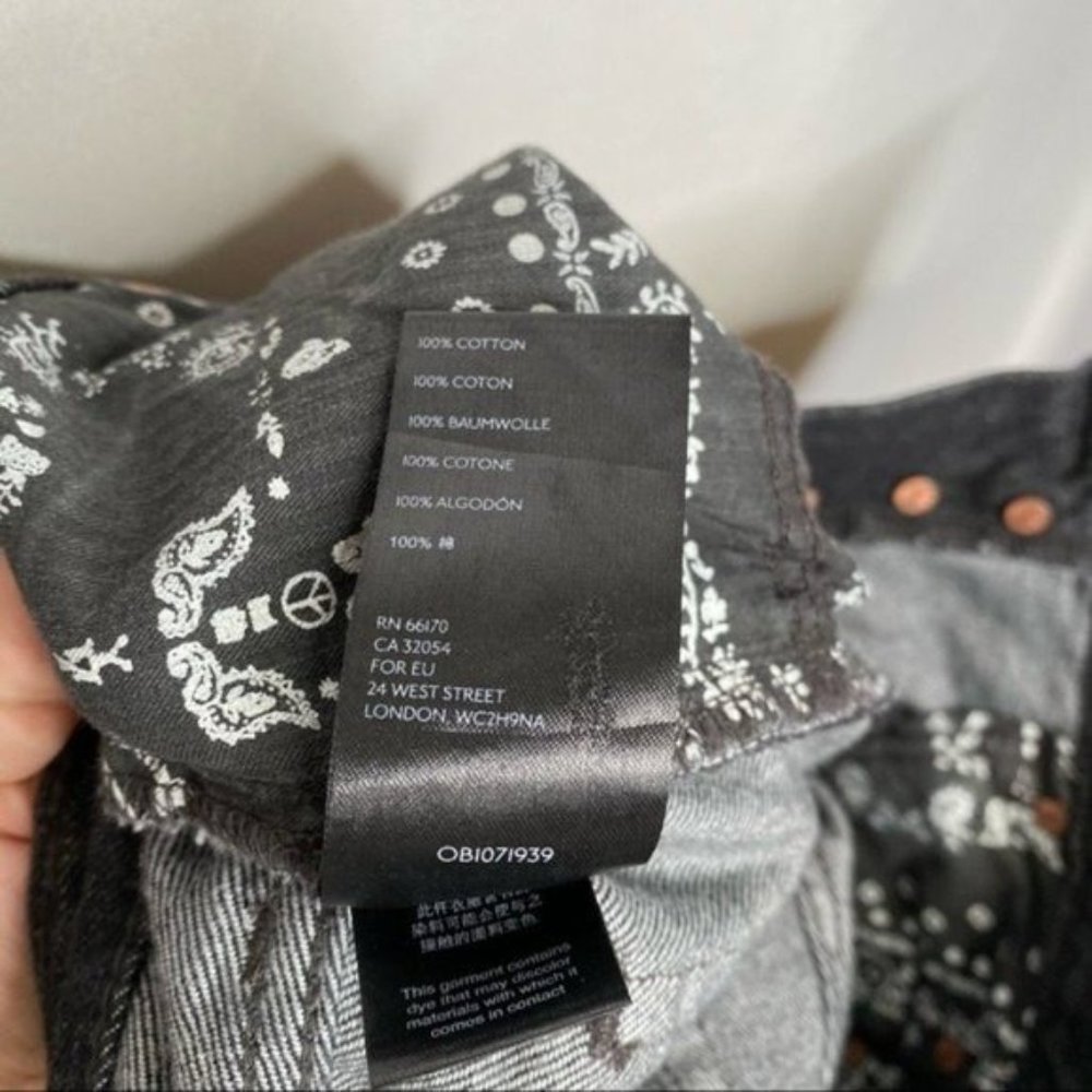Free People NWT Makai Distressed Cut-Off Shorts in Black - Picture 9 of 12